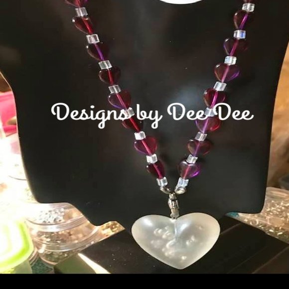 Special Hearts Necklace Set - Picture 2 of 8